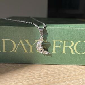 Hiatus | Handmade Moonbeam Silver Necklace